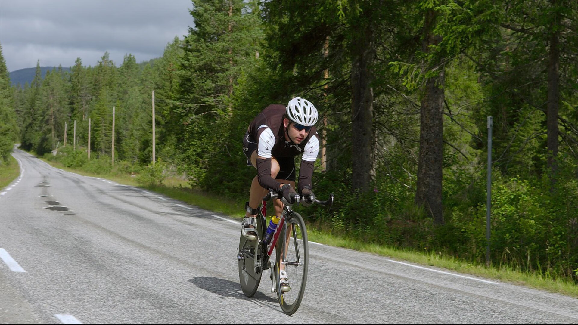 纳达尔关键破发点制胜 鏖战五盘挺进法网半决赛